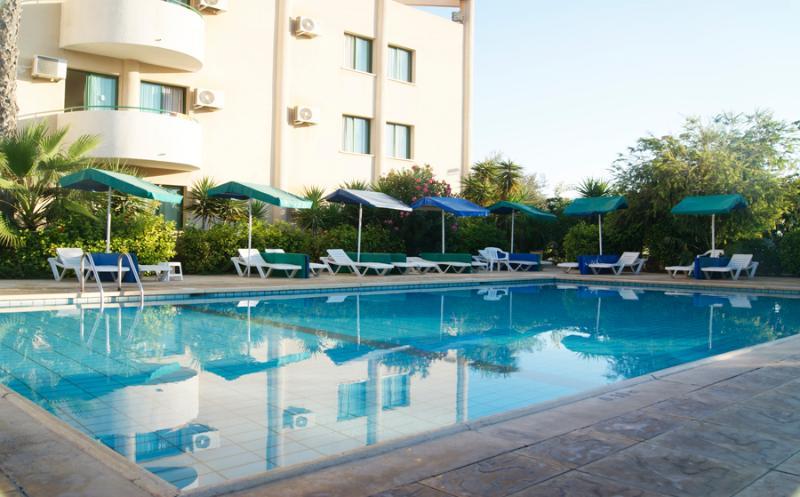 Mandalena Hotel Apartments Protaras Exteriör bild